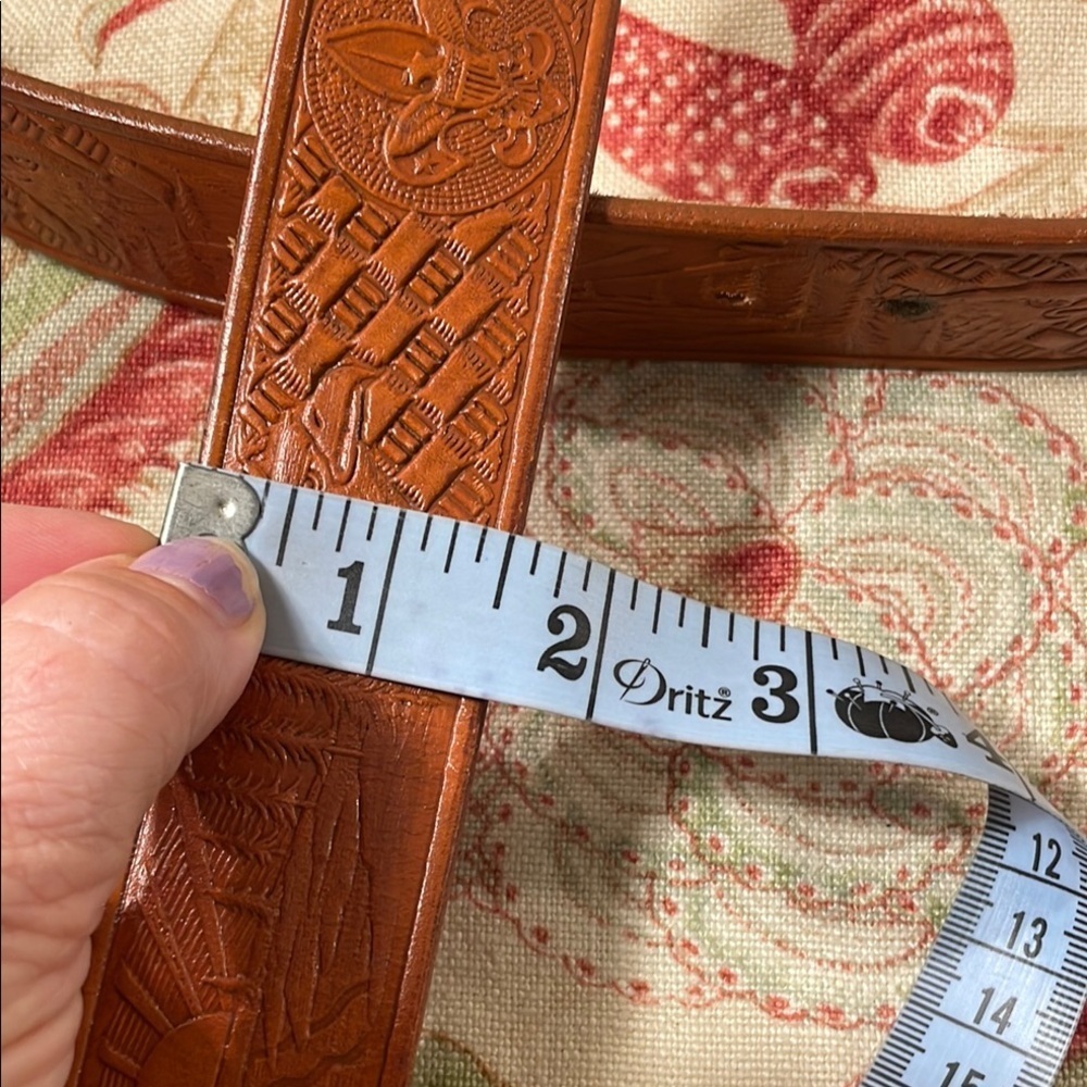 Vtg Longhorn Siskiyou L-89 USA Belt Buckle Etched Cognac Leather Belt - Picture 10 of 13